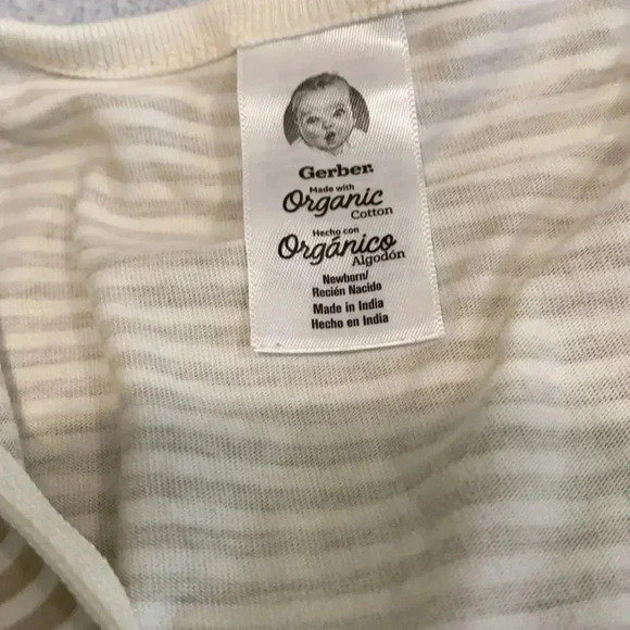 Gerber Organics pajamas - Picture 6 of 7